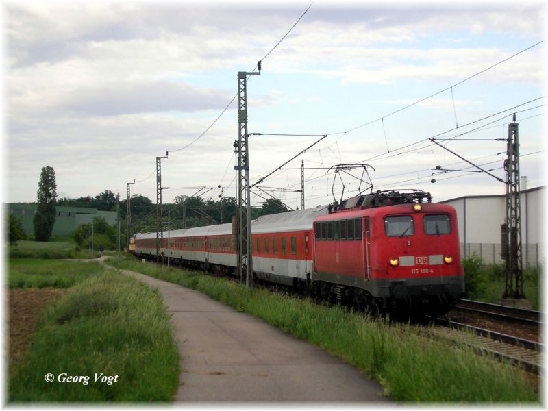 115 198-4 mit AZ 1498 (Kornwestheim - Westerland) am 27.05.07