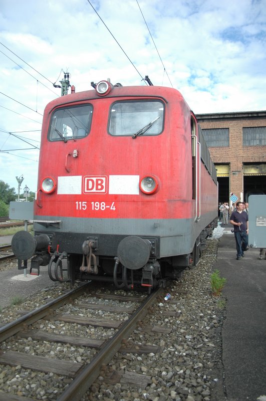 115 198 on 31.05.08 in the car plant in Munich-Pasing