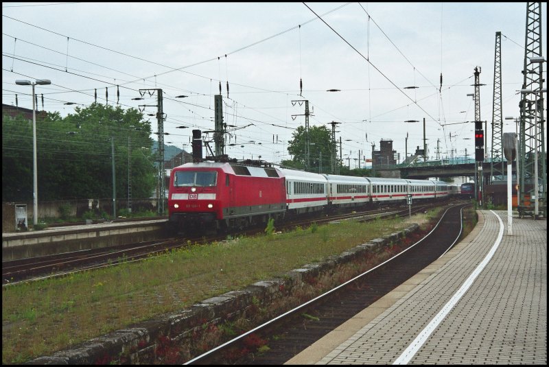 Am Abend des 27.05.07 f�hrt 120 120 mit dem InterCity