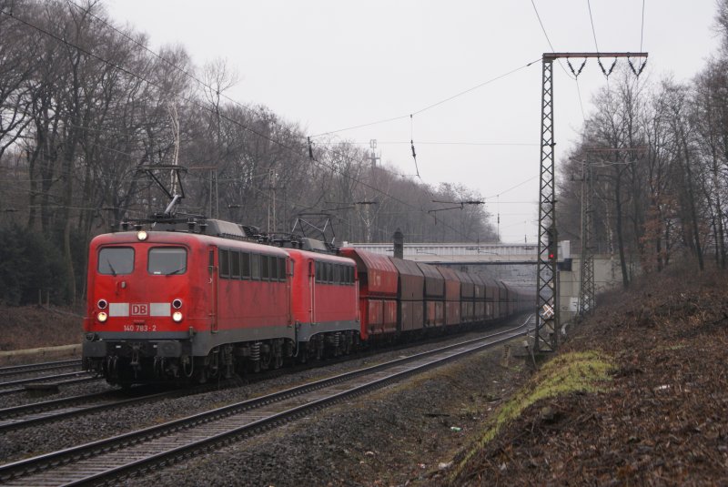 140 783-2 + 140 772-5 mit Kohlezug in Duisburg Neudorf