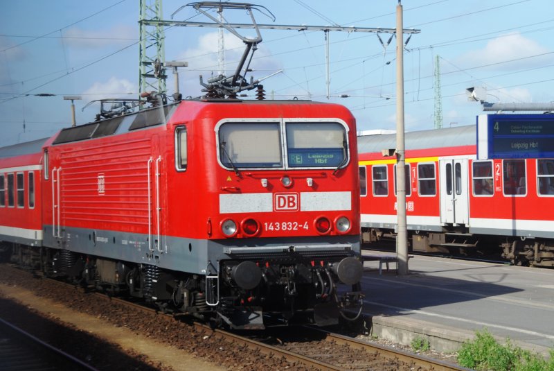Cottbus, 25.09.2009, 143832-4 RE10 as to Leipzig Central Station (automatically