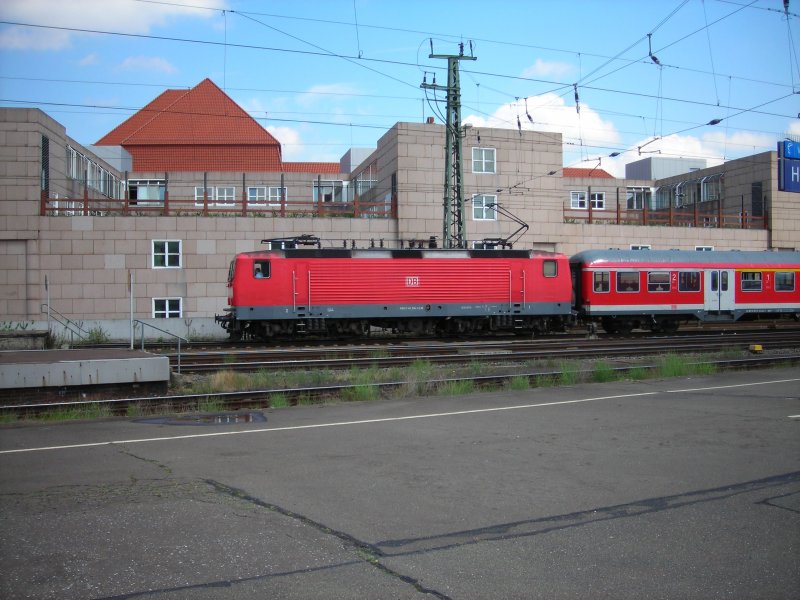 143 200 with an RE from Celle in Hanover (automatically