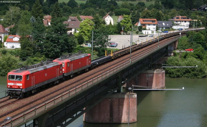 143 881-1 und 645-0 (kalt) mit dem DBV 95429 (G�ppingen