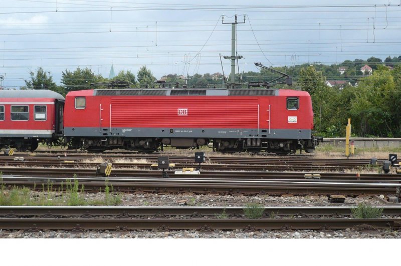 Mal einen n�heren, draufwerfenden Blick auf der 143 109-7, die