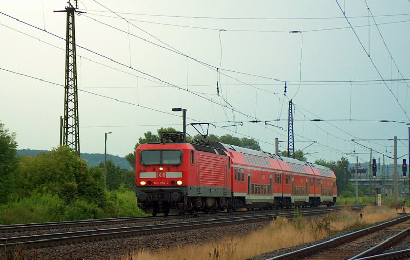 DB 143079-2 with the RB 16 903 to Saalfeld (Saale),