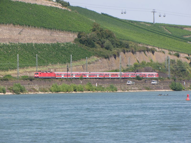 Am 06.08.09 fuhr 143 194 aus dem R�desheimer Bahnhof in