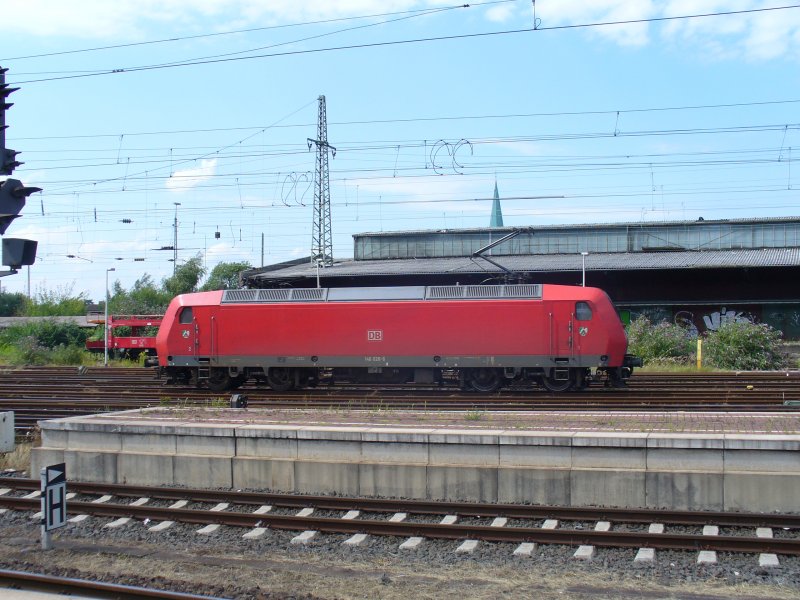 Solofahrt einer BR 146 durch den Dortmunder Hauptbahnhof. 