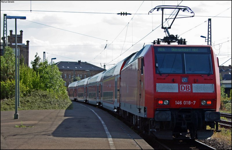 146 018 mit dem RE4332 nach D�sseldorf kurz vor der