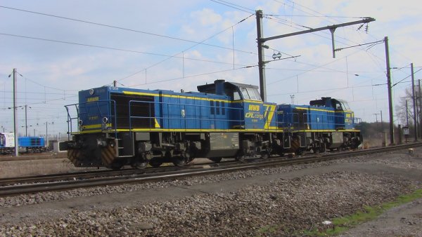 Mak 2106 2107 der Mittelweserbahn als Mietlok im Einsatz bei