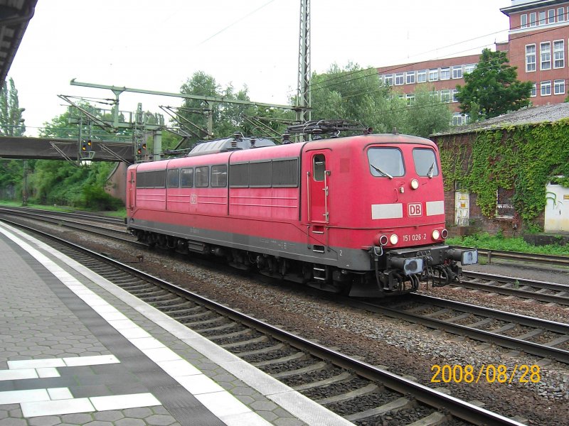 151 026-2 steht am 28.08.08 als Lz von Maschen Rbf