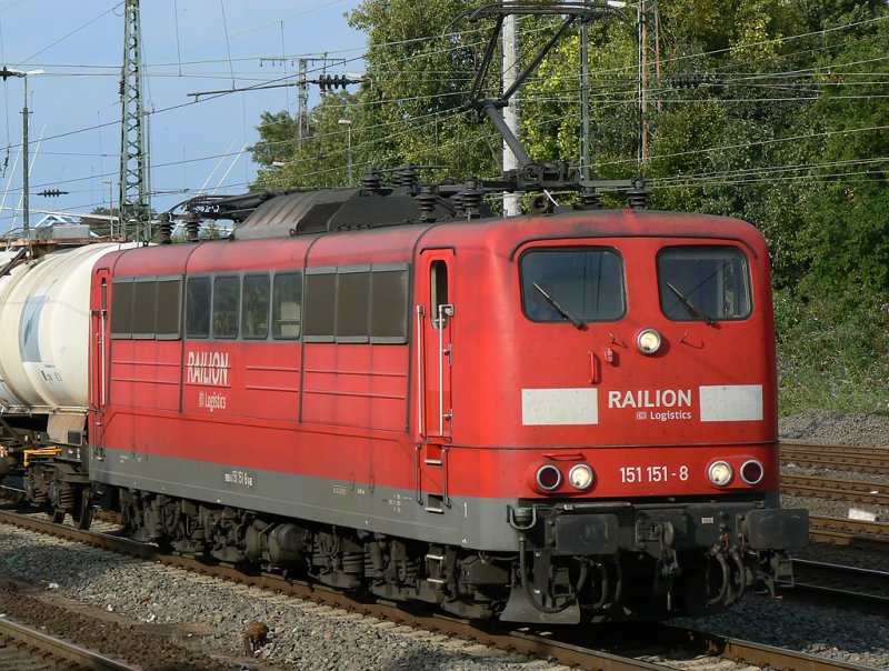 151151-8 with boiler, taken at 10:08:09 in Cologne, West (automatically