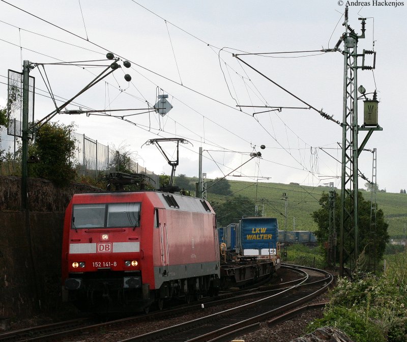 152 141-8 mit einem LKW Walter KLV -> Norden 