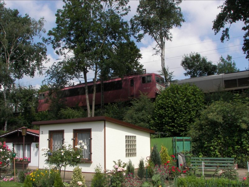 Idylle pur! 155 219-9 und eine Class 66 lockern das