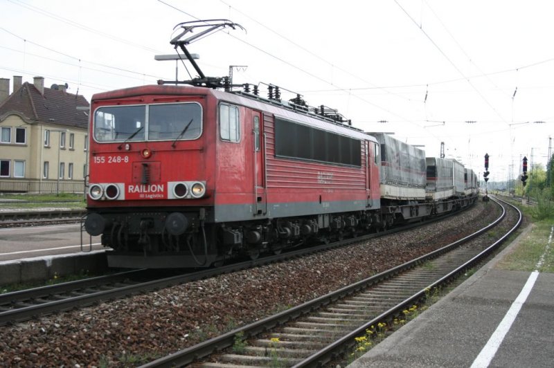 155 248 durchf�hrt mit einem G�terzug Augsburg-Oberhausen in Richtung N�rnberg.