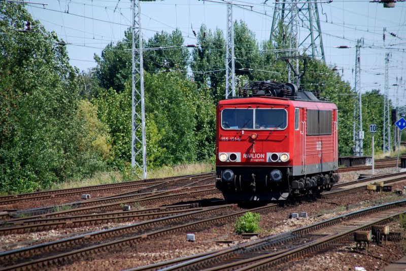 Berlin, 27.07.2009, 155 131-6 in Richtung Berlin-Lichtenberg auf Vorbeifahrt am