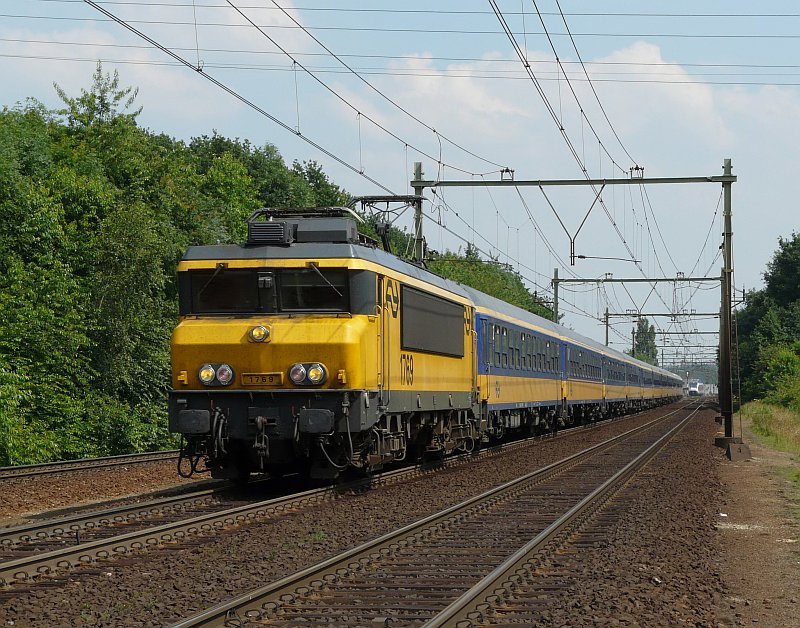 This IC comes from Venlo, and has just the station