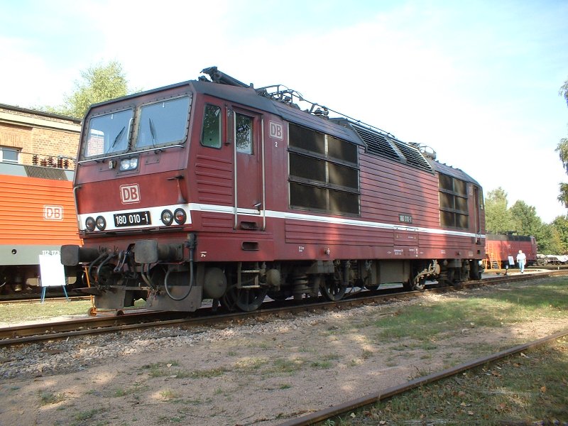 AW Bahntag in Dessau 20.09.2003 (180 010-1) (automatically translated, Powered