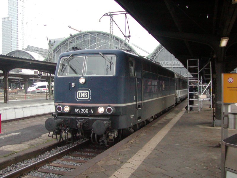 181 206 am 8.3.2007 in Frankfurt/Main Hbf 