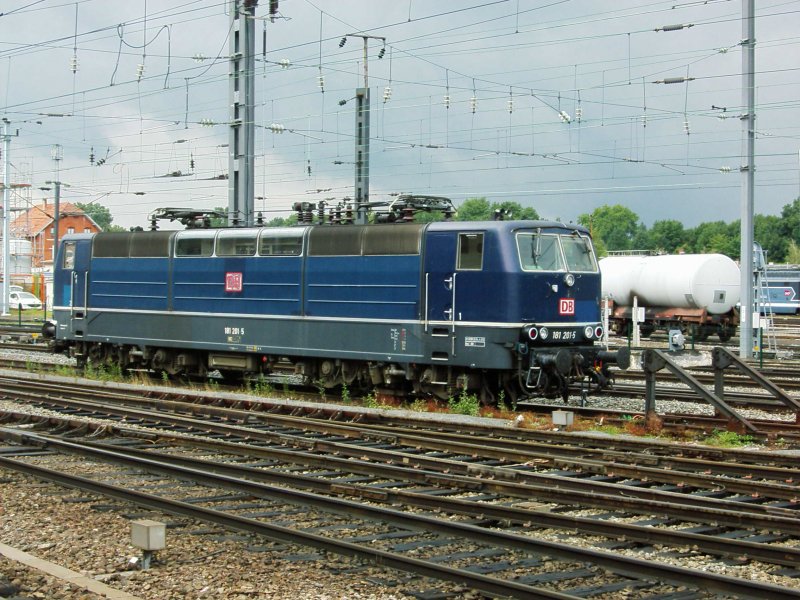 181 201 am 27.06.2007 in advance of the railway station