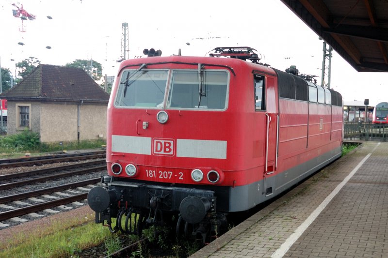 Eine Europa -Lok in Basel-Bad im Vorhaltegleis der Traktion Basel-Nord. 181