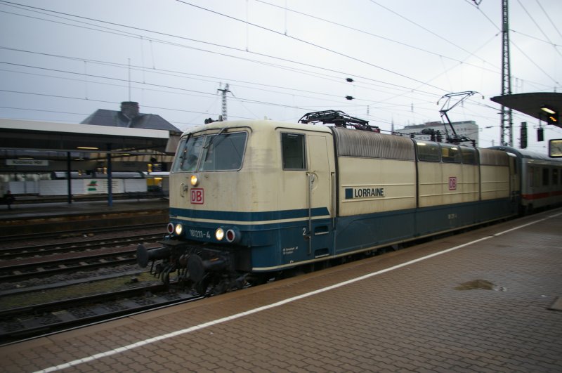 Die 181 211 Lorraine am 8.3.2009 in Koblenz HBF. 