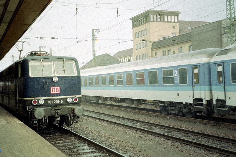 181201-5 on HBF Saarbrücken, 1996 (automatically translated, Powered by Google)