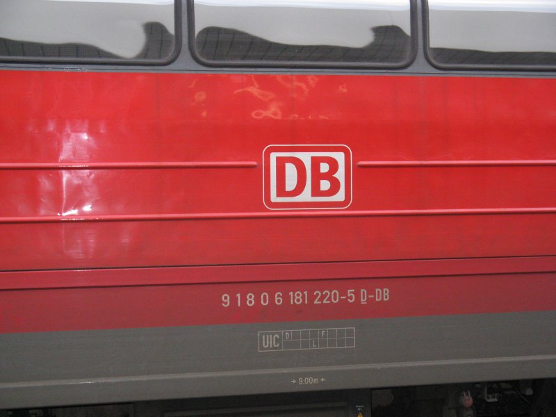 181 220 jezt mit 12-stelliger Nummer.Am 10.07.09 in Mannheim Hbf
