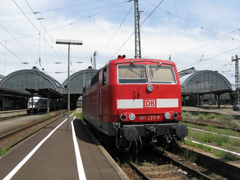 181 223-9 am 22.07.09 in Karlsruhe Hbf. 