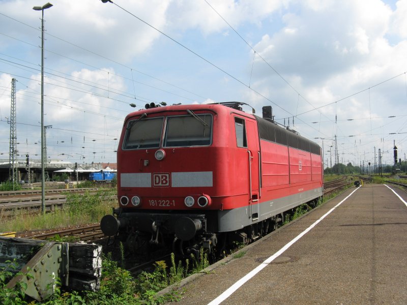 181 222-1 wartet auf den n�chsten Einsatz.Am 12.08.09 in Karlsruhe