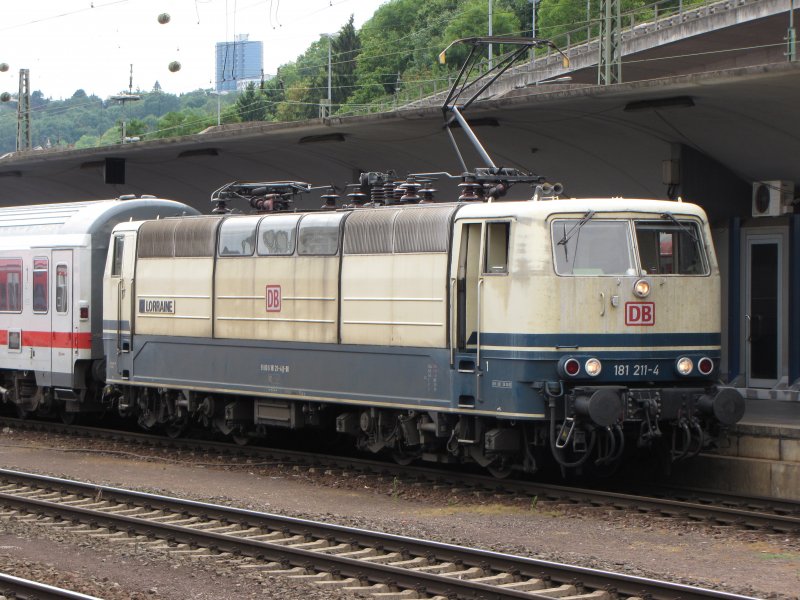 181 211 am 12.08.09 in Koblenz Hbf. 