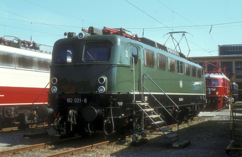182 021 M. Freimann 26.05.79 (automatically translated, Powered by Google)