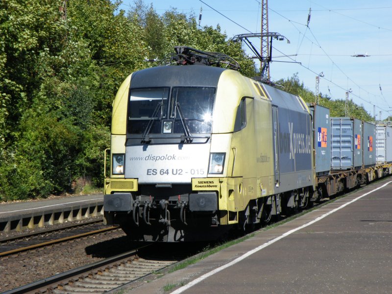 Am 31.August 09 durchfuhr die ES 64 U2-015 von Boxxpress