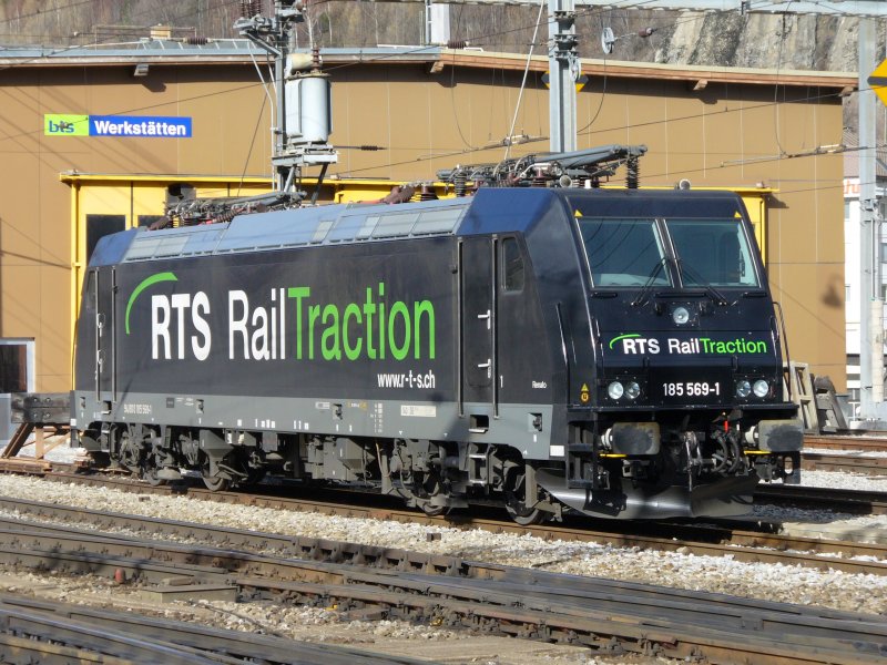 185 569-1 der Firma RTS Rail Traction Abgestellt vor der