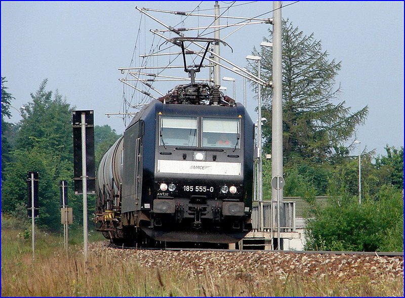 185 555-0 durchf�hrt mit einem �li den Hp Stralsund Gr�nhufe.