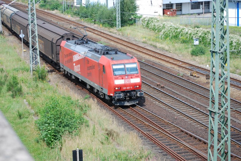 185 001-5 mit einem Gz in Elmshorn. 07.08.08 