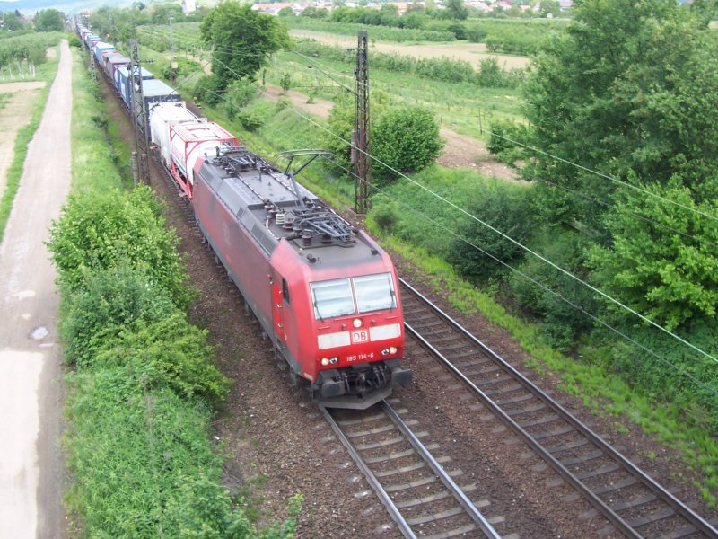 185 114- befindet sich hier zwischen Denzlingen und Gundelfingen am