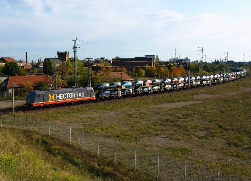 241.002-3 am 3.10.08 mit Autozug auf der Ostumfahrung des Rbf.