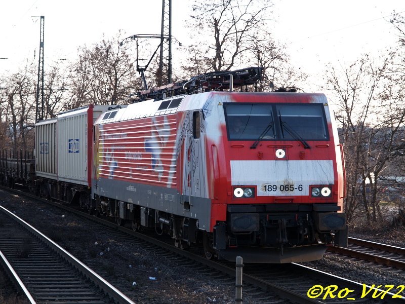 189 065-6 als Railion Nederlands mit GZ. Witten Hbf. 28.12.2007.