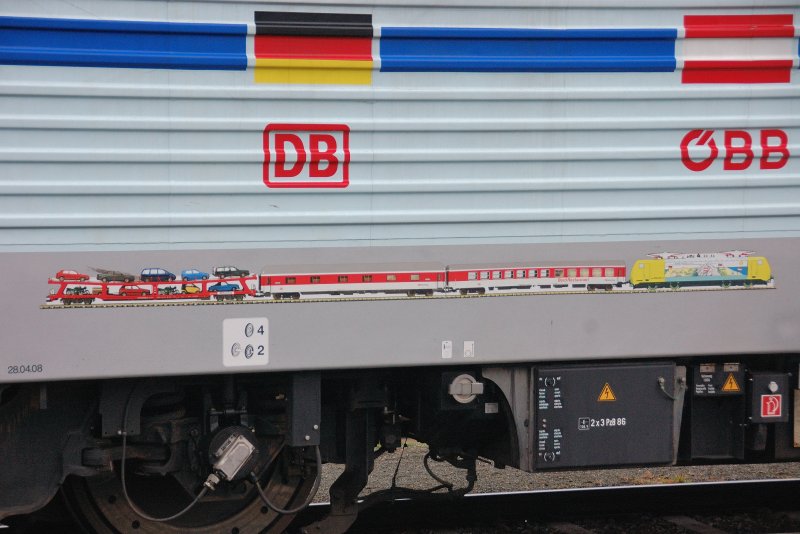 Kleines feines Schmankerl auf dem Rahmentr�ger von ES 64 F4-020.