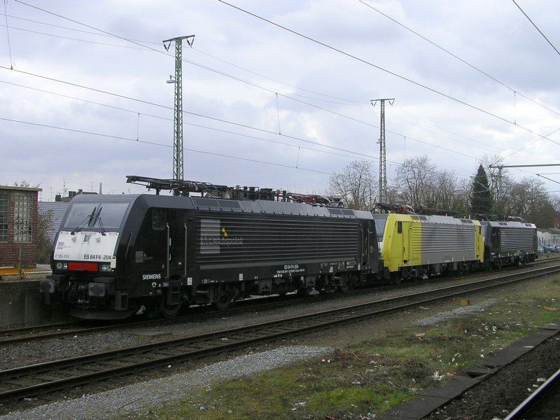 MRCE 189 204-1, 189 203-3, MRCE 189 200-9 in der