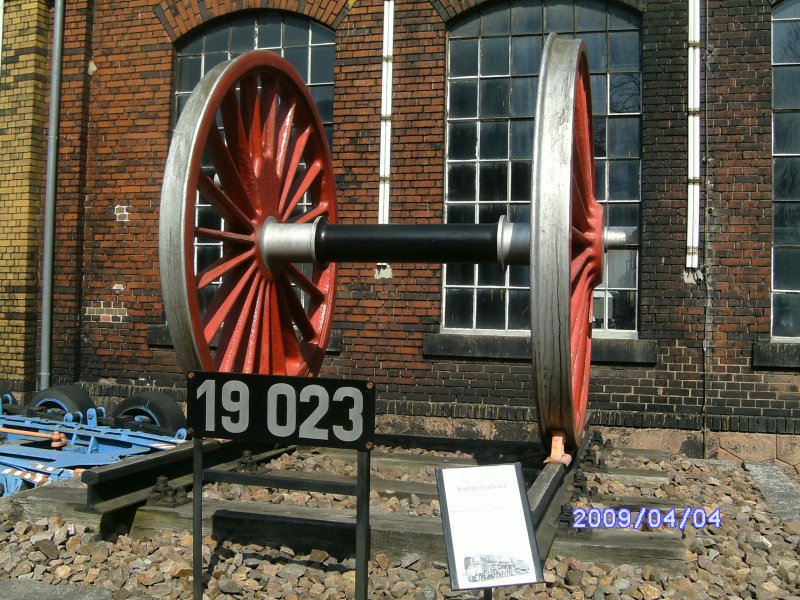 Am 4. April 2009 steht diese Achse von 19 023