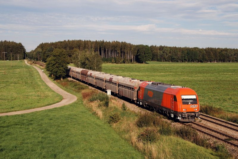 2016 905 (RTS) mit Schlackezug bei Schwabhausen (15.08.2007) 