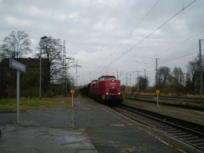 Am 4.11.07 durchfahren PBSV 19 u. 20 den Bf. Lutherstadt