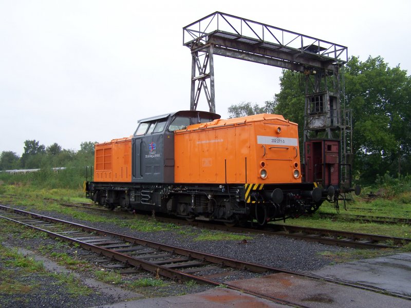 Die 202 271-3 der Bocholter Eisenbahngesellschaft (BOEG) erholt sich am