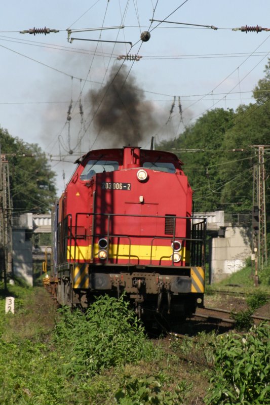Duisportrial 203006-2 on 29.05.2009 in Duisburg-Neudorf (automatically translated, Powered by