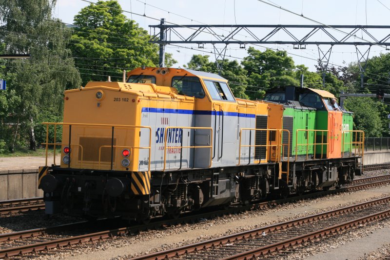 2 East-V100 which is now running in the Netherlands (automatically
