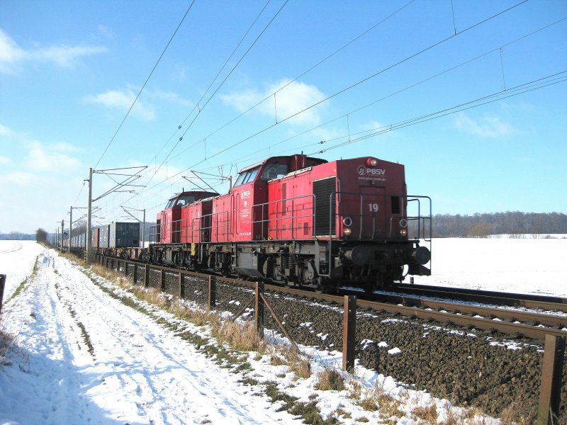 Lok 19 und Lok 20 der PBSV ziehen am 14.02.09
