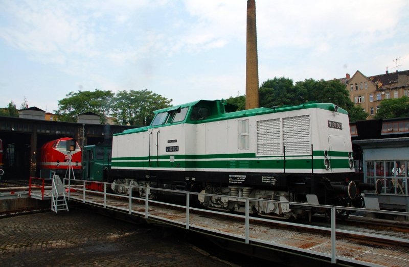 Ebenfalls als Gastfahrzeug in Halle(S): V 100 003 aus Wittenberg.