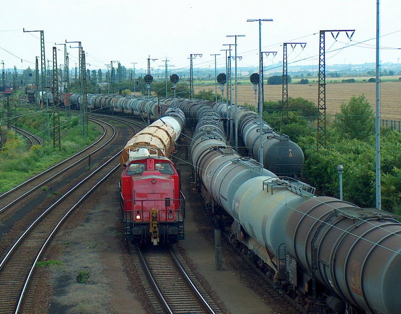 DB 203 443-7 beim rangieren in Gro�korbetha; 08.08.2009 