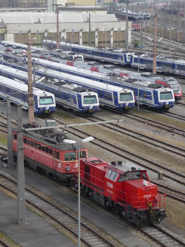 Im TS-Werk Floridsdorf waren am 14.03.2009 viele Rh 4020, eine